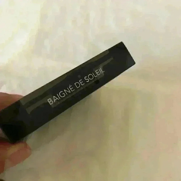 REVLON Eye shadown palette 590 Sun Swept  Feel - Picture 2 of 3